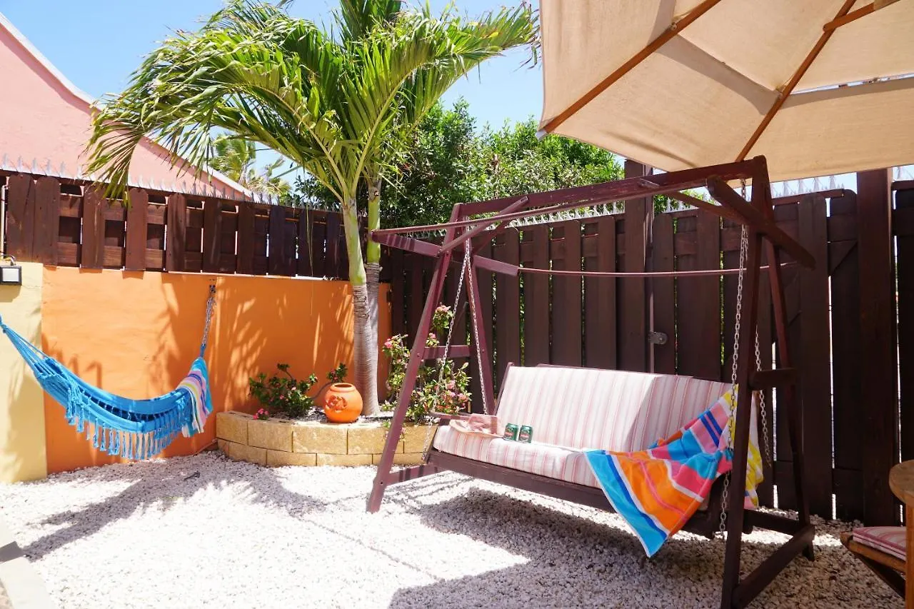 Carinas Studio Apartments Palm Beach Aruba